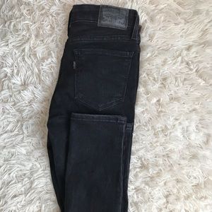 Levi Skinny Jeans